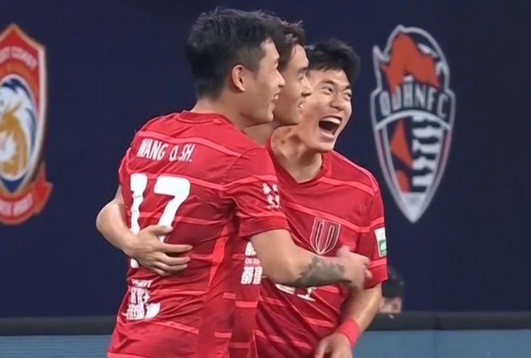 创造了爆冷, 帷幕