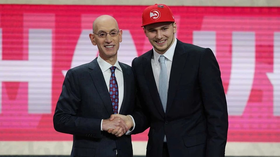 容第一队, 身高的不足, yid